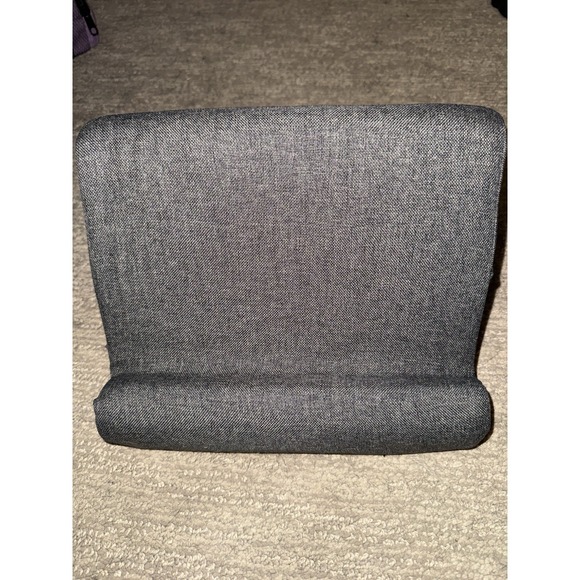 The Unbranded Brand Other - iPad‎ iPod Resting Stands Soft Foam With Pocket And 2 Angles